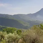 Αλαγονία Ξύλινα Καταλύματα