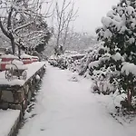 Σαλέ Αλαγονία Ξύλινα Καταλύματα *