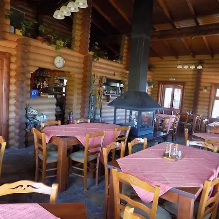 Domek alpejski Alagonia Country Homes *
